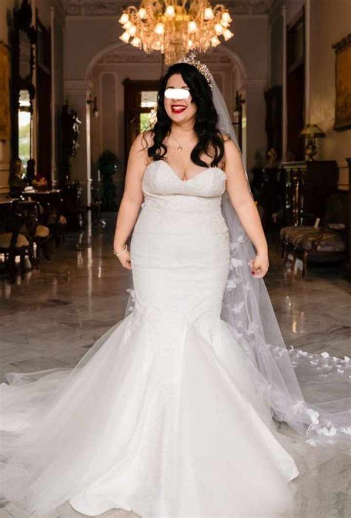 Isabelle Armstrong Glamorous Strapless Mermaid Bridal Gown