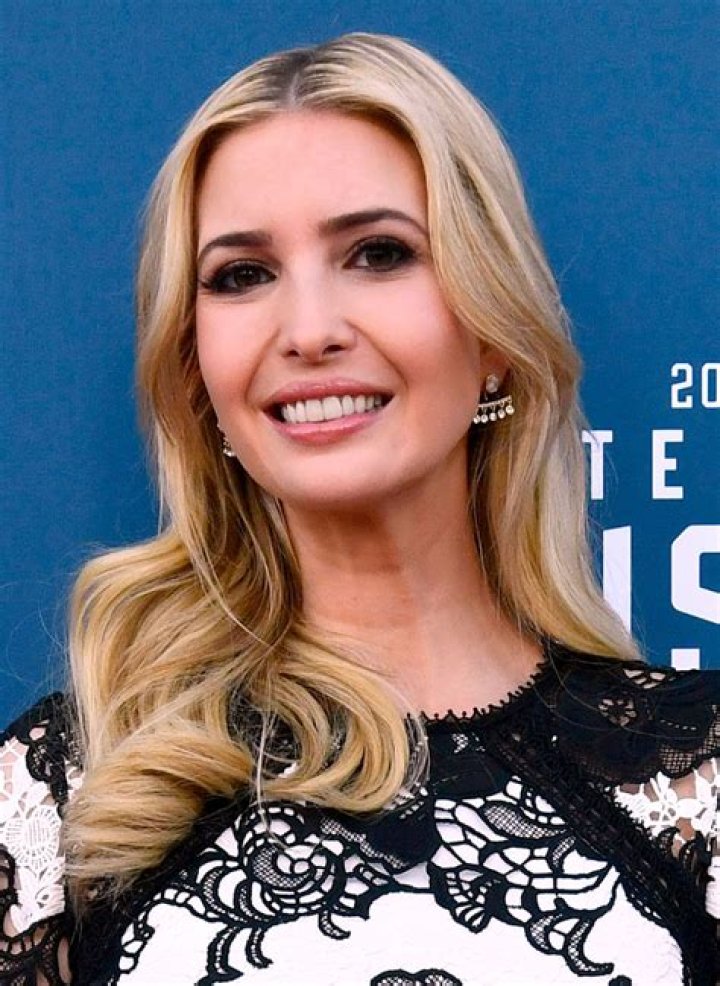 Ivanka Trump's daughter Arabella beams as she poses with her brothers