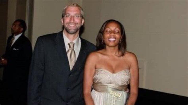 Jeffrey Roberts, Kimberly A Martin Husband, Age Gap Married Life