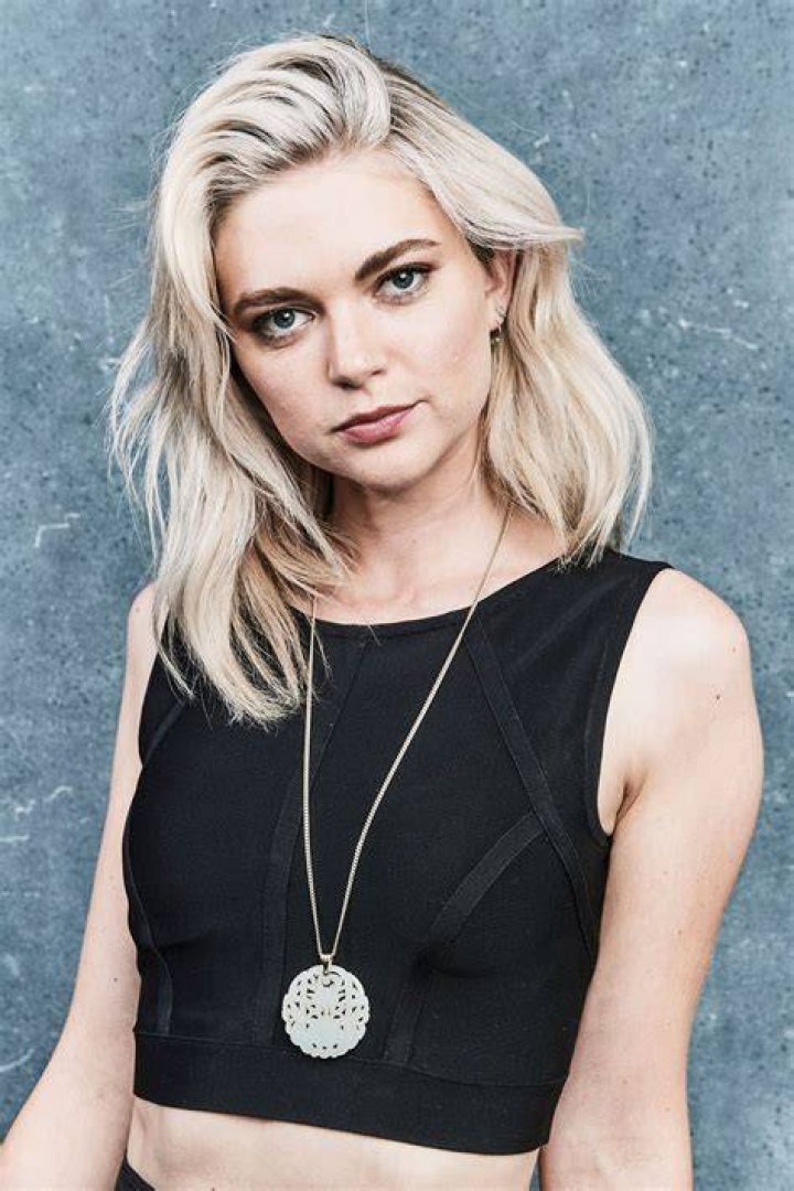 Jenny Boyd Legacies Portraits at SDCC 2019 &bull; CelebMafia