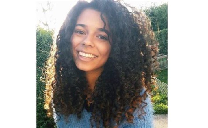 Jeune Actrice Qui Souhaite Devenir Vedette La c&eacute;l&eacute;brit&eacute;