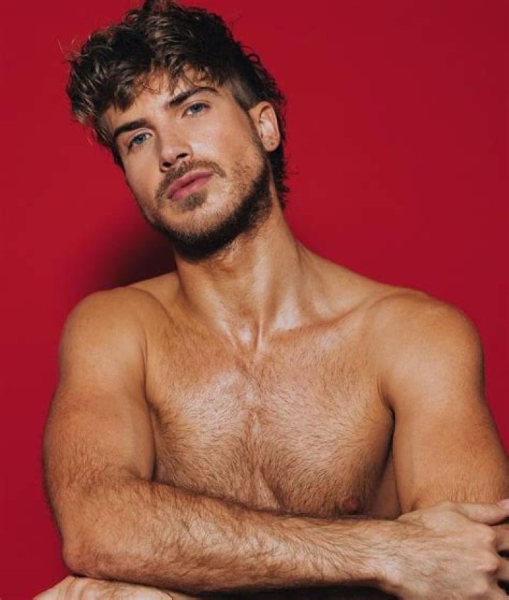 Joey Graceffa Wiki, Age, Family, Boyfriend, Height, Net Worth