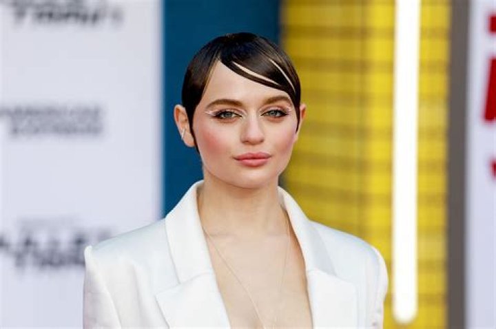 Joey King wants everyone to understand what the SAGAFTRA strike is