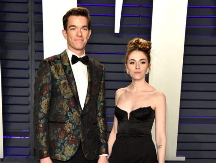 John Mulaney Cheating, Cheat Wife, Height, Siblings, Net Worth