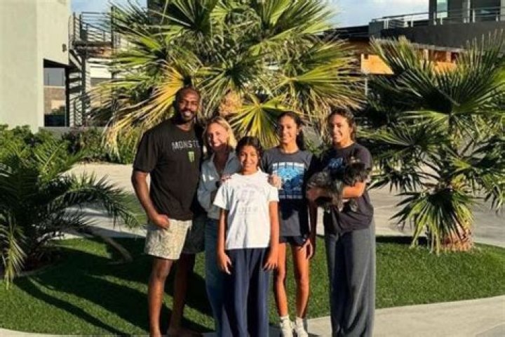 Jon Jones Children Meet Jon Jones' Children