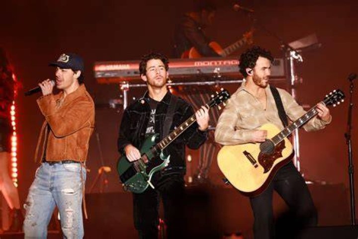 Jonas Brothers' "Happiness Begins" Dominates US Sales Race, Earns 1 On