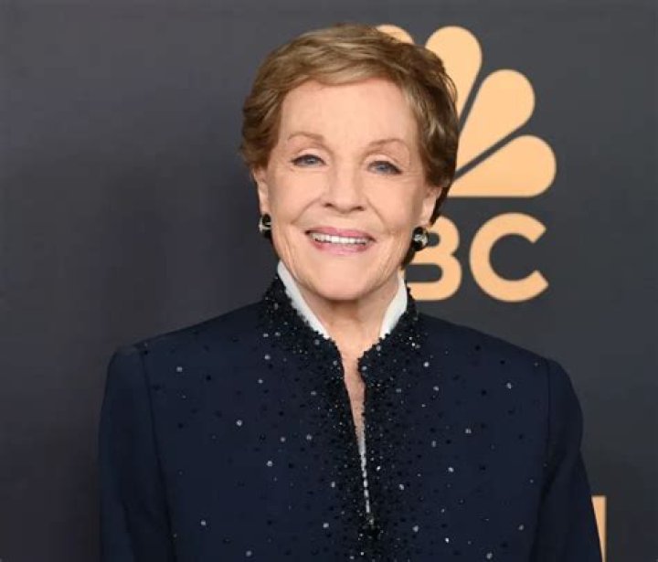 Julie Andrews Net Worth Weight, Height, Age, Bio