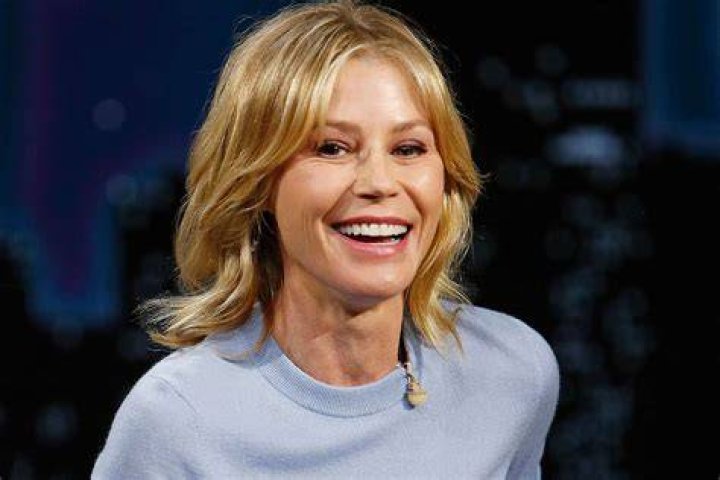 Julie Bowen on 'feud' with 'Modern Family' costar CNN