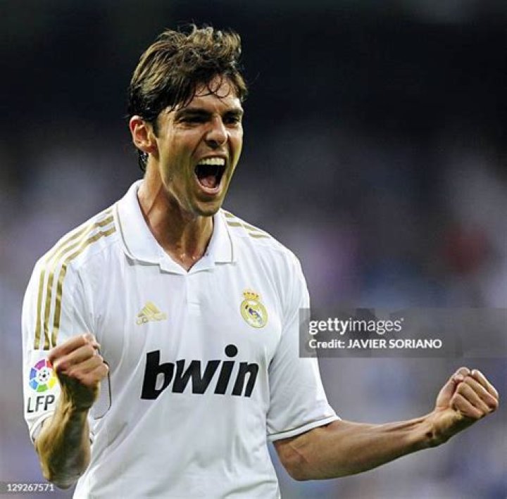 Kaka is pleased with his son's debut for Atl&eacute;tico! 👍 Mens tops, Mens