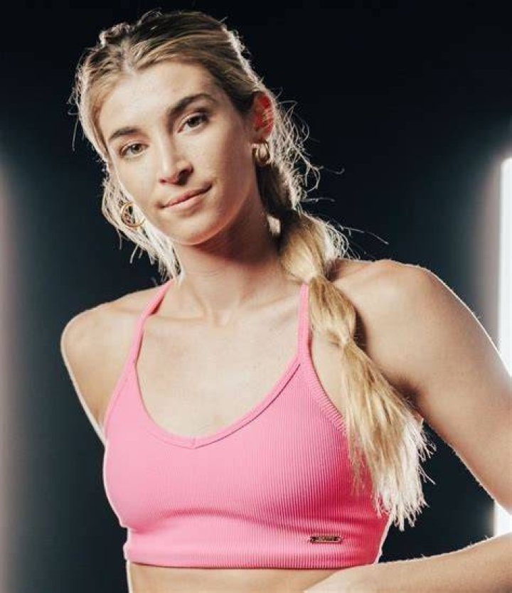 Katie Brueckner Age, Net Worth, Husband, Family and Biography (Updated