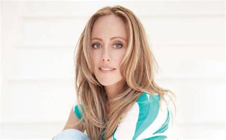 Kim Raver Net Worth, Bio, Height, Family, Age, Weight, Wiki 2023