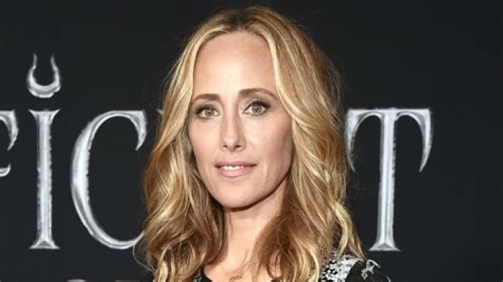Kim Raver Net Worth, Salary, Age, Height, Weight, Bio, Family, Career