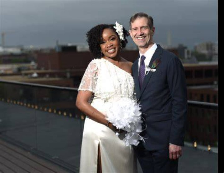 Kimberly Atkins Husband Greg Stohr, Age, Height, Net Worth