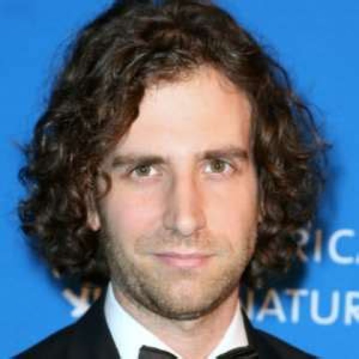 Kyle Mooney bio, height, weight, net worth, salary, nationality, ethnicity