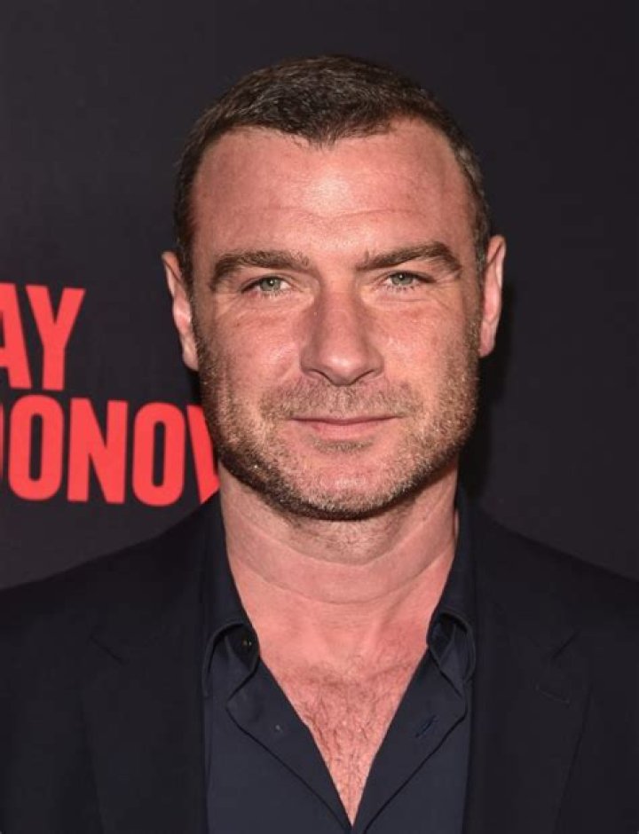 Liev Schreiber Net Worth, Height, Age, Affair, Career, and More