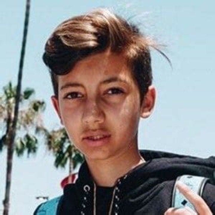 Lil Blurry Wiki, Bio, Age, Height, Parents, Family, Net Worth, Ethnicity