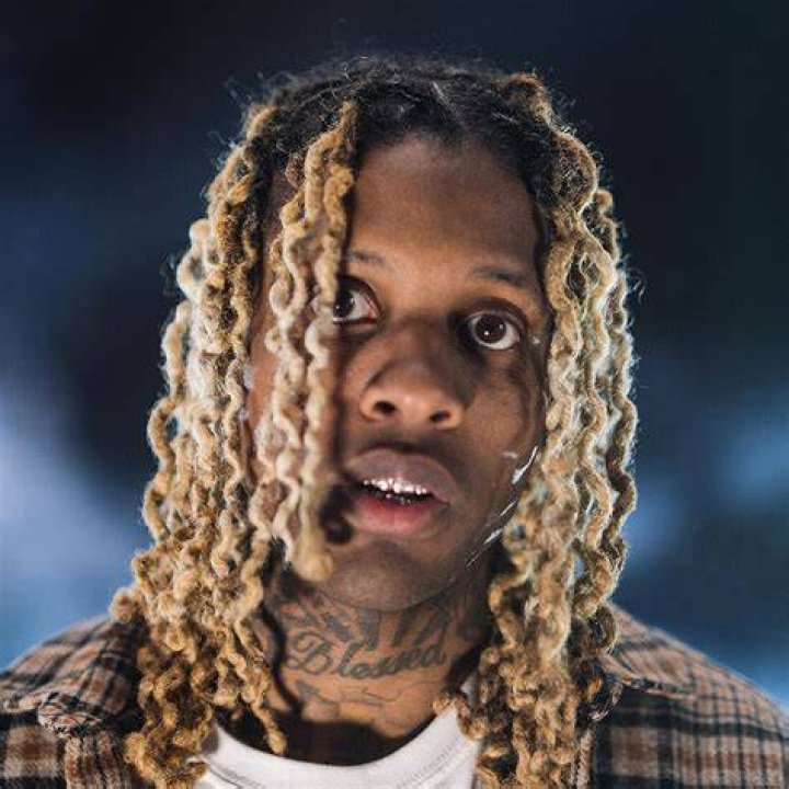 Lil Durk's sexy lawyer going viral as she gets 5 cases dismissed 