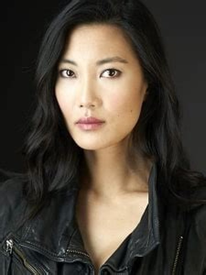 Lily Gao, Bio, Net Worth, Salary, Age, Relationship, Height, Ethnicity