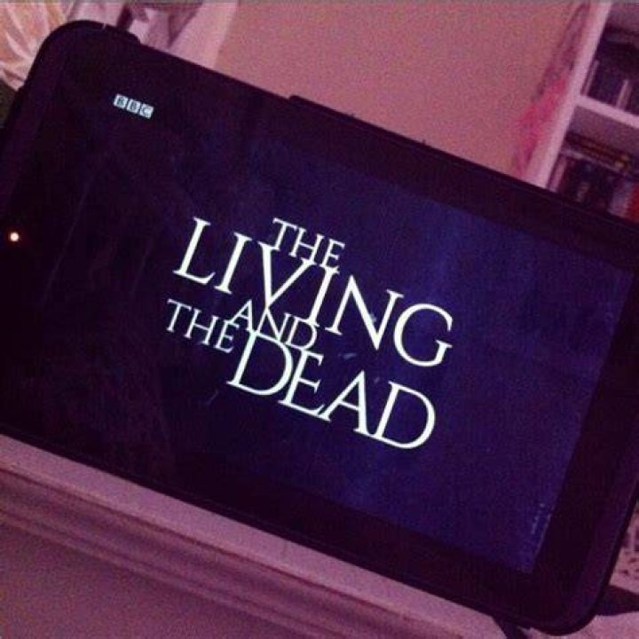 Living with the dead BBC News