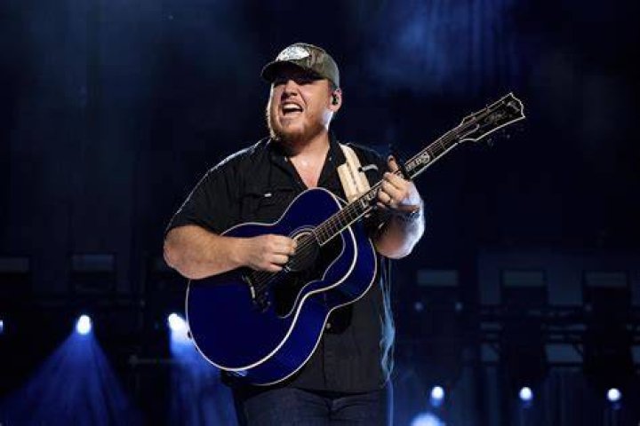 Luke Combs' Wife Everything To Know About His Marriage To Nicole