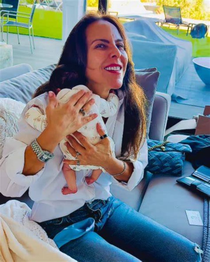 Lupita D&rsquo;Alessio causa revuelo al decir que tuvo encuentros con mujeres