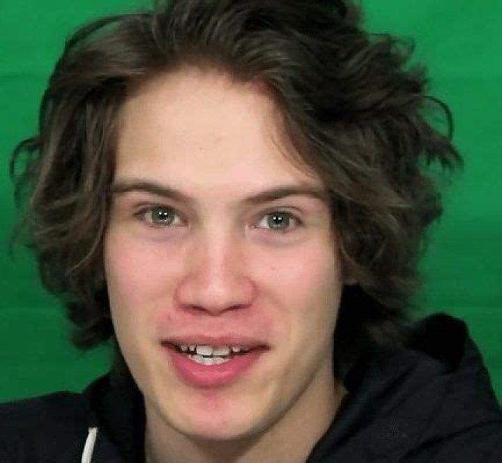 Maxmoefoe Bio, Age, Height, Single, Nationality, Body Measurement