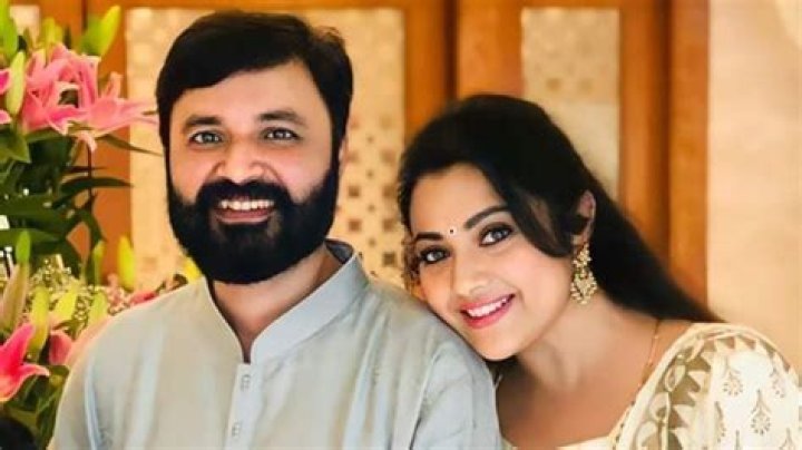 Meena requests fans not to spread false information about her husband's