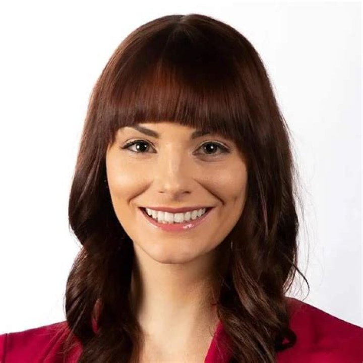 Melanie Zanona Wikipedia, Education, Husband, Wedding, Bio