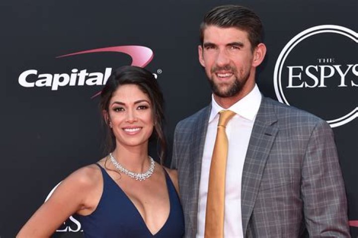 Michael Phelps and Wife Nicole Expecting Baby No. 3