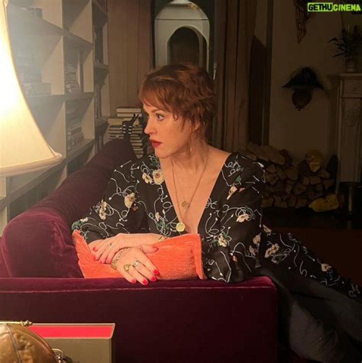 Molly Ringwald on Instagram "Early Christmas presentdinner with my