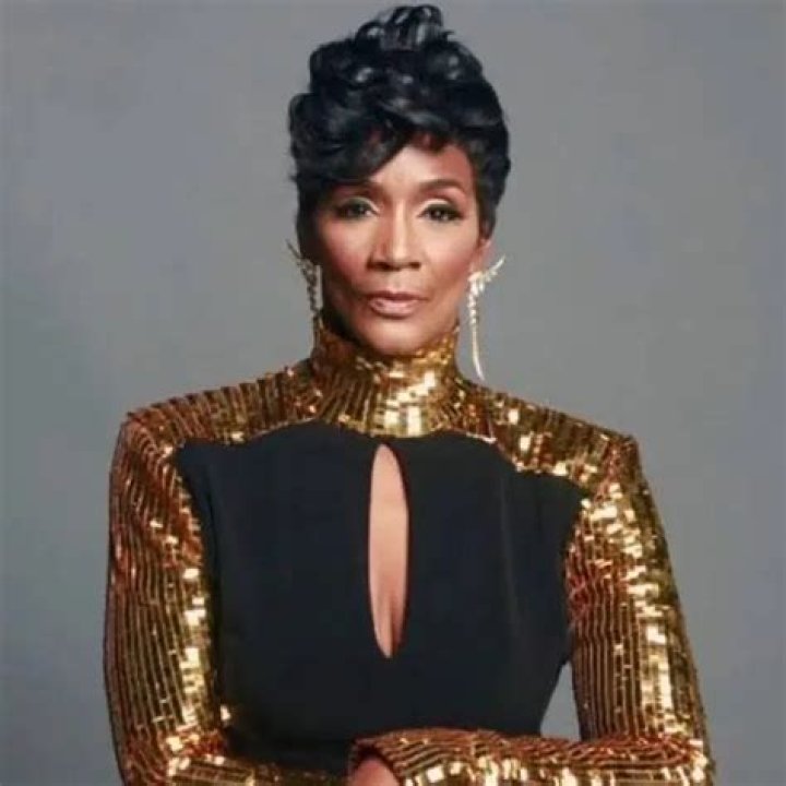Momma Dee Net Worth, Age, How Rich is Momma Dee in 2019? Networthmag
