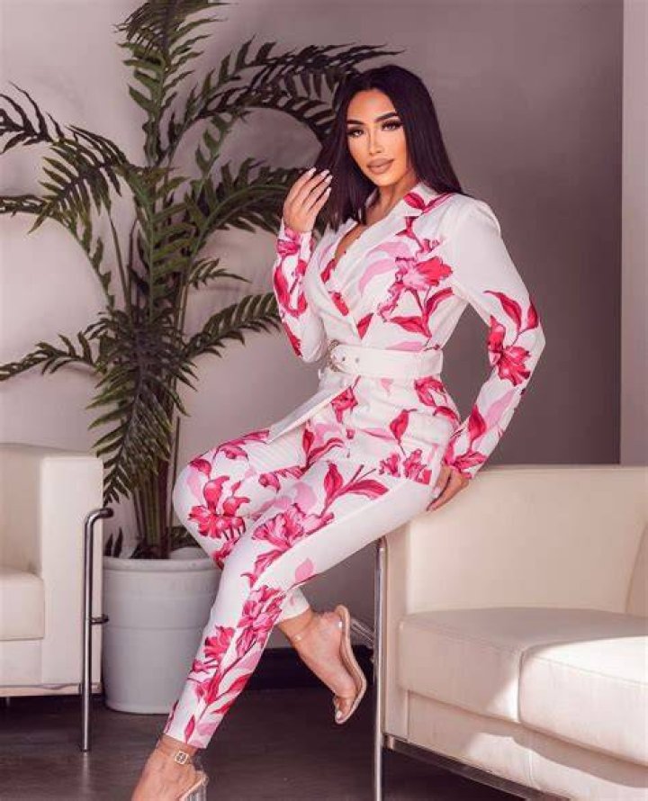 Morelia De la Hoya Fashion Model Laura&rsquo;s boutique LinkedIn