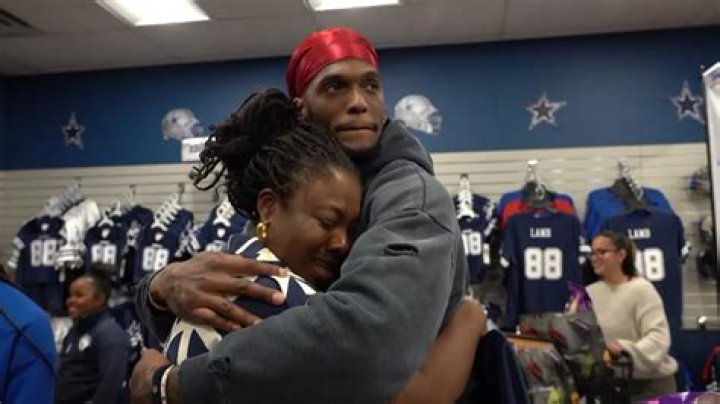 Mother Of Cowboys Star Ceedee Lamb Appears To Criticize Dak Prescott