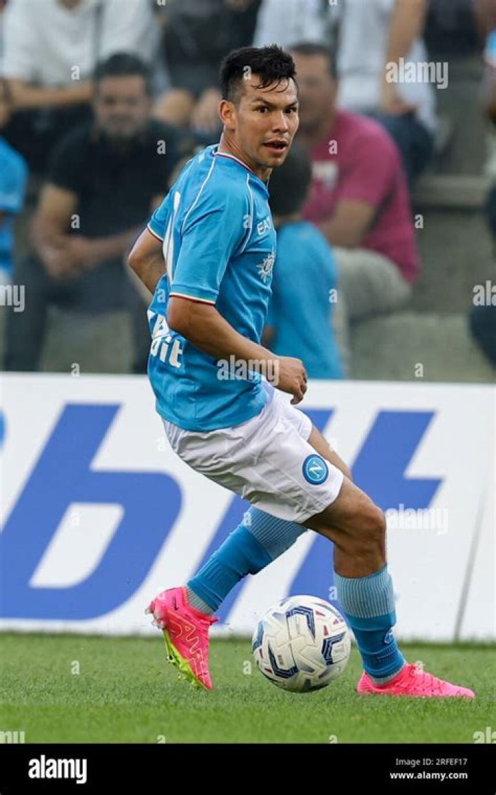 Napoli forward, Hirving Lozano in hospital after horror injury Daily