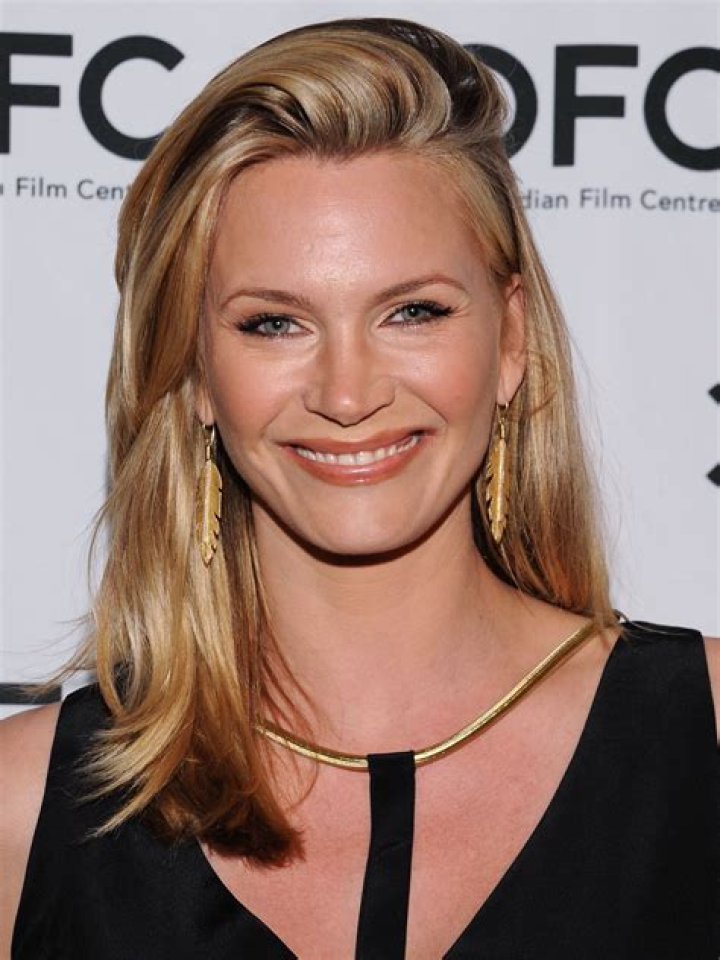 Natasha Henstridge Net Worth 2023 Movies Photos Age Son
