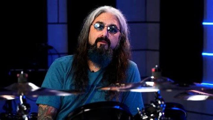 [News] Is Mike Portnoy related to Dave Portnoy? Family and net worth