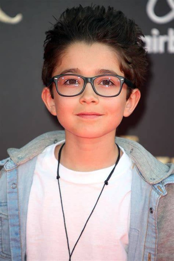 Nicolas Bechtel Pays General Hospital Set a Visit! Soap Opera News