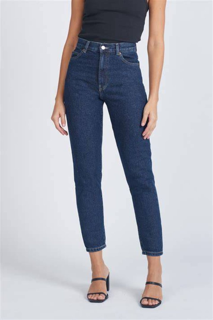 Nora Jeans Rose nakd.fr