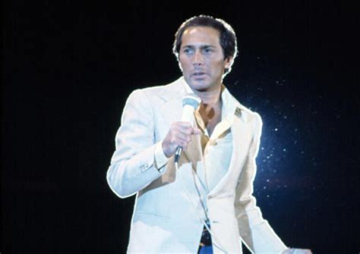 Paul Anka el crooner hist&oacute;rico que sald&oacute; cuentas con Frank Sinatra