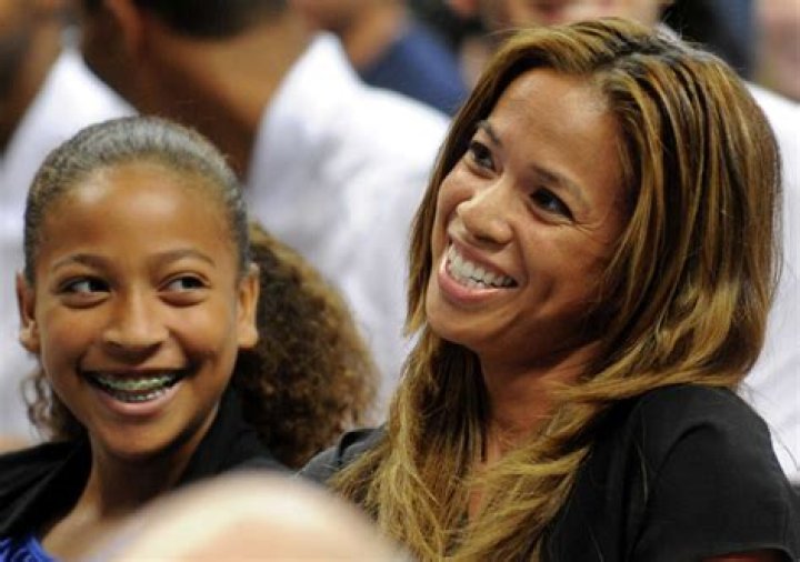 PHOTOS Stephanie Ollie UConn Coach Kevin Ollie's Wife (Bio, Wiki)