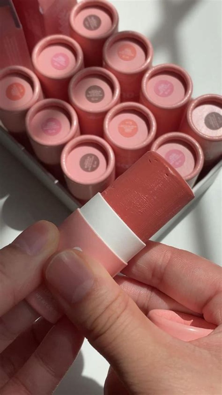 Pin on lip stick