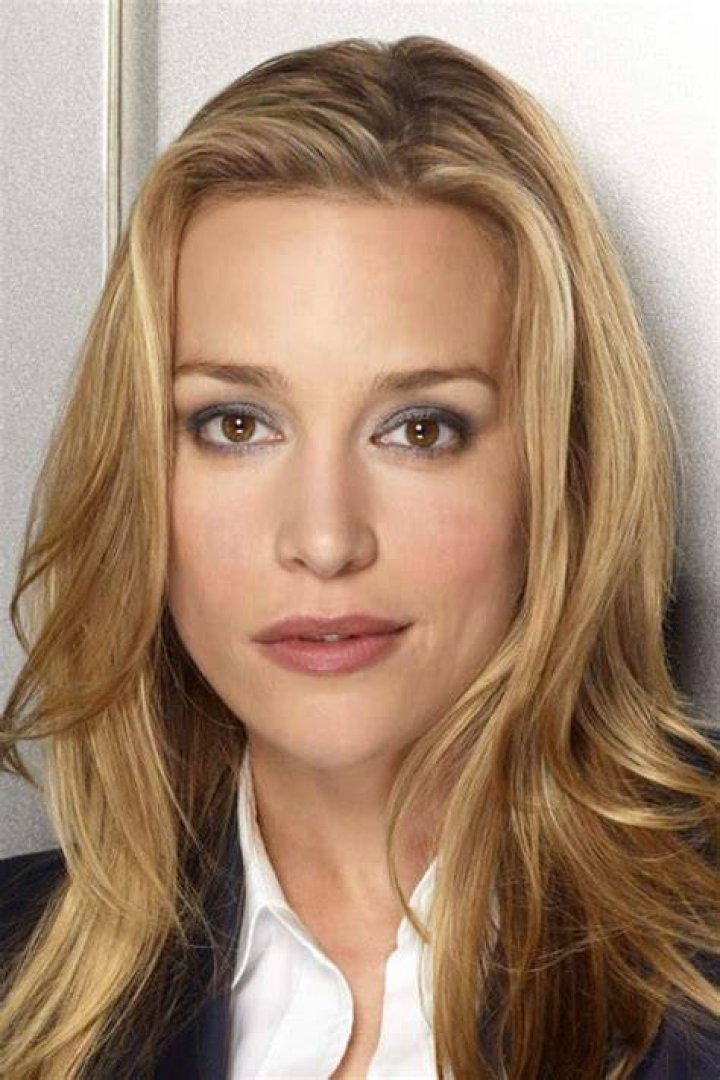 Piper Perabo Movies, Bio and Lists on MUBI