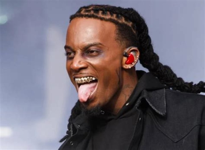 Playboi Carti film&eacute; en train d'enregistrer des adlibs, le termine