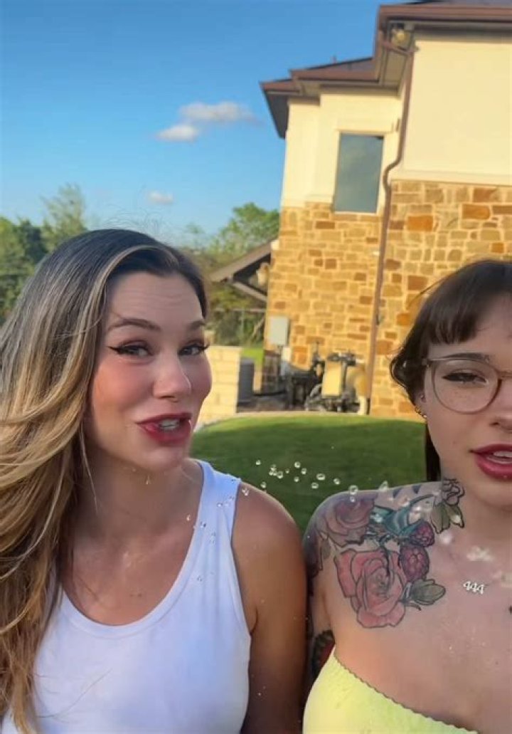 Rae Rockhold 🦄 raerockhold TikTok Analytics Profile, videos