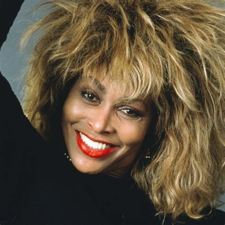 regra Esquiar Cintura tina turner legs insured desespero Comida hero&iacute;na