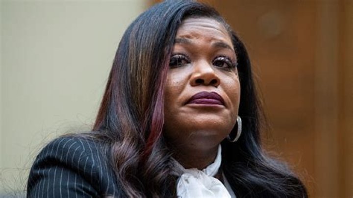 Rep. Cori Bush touts 'momentum' heading into 'Roevember,' says