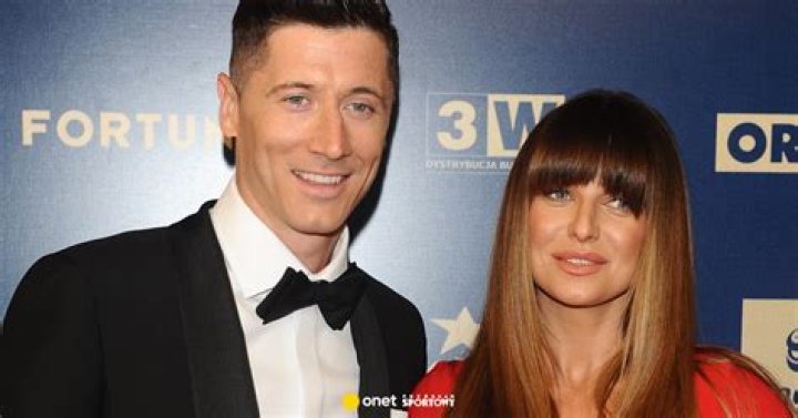 Robert Lewandowski dał mamie niezwykły prezent na urodziny! Fani są pod