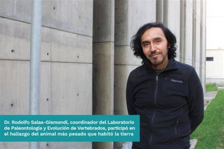 RODOLFO SALAS termina con &eacute;xito su protag&oacute;nico 'M&eacute;dicos, L&iacute;nea de Vida