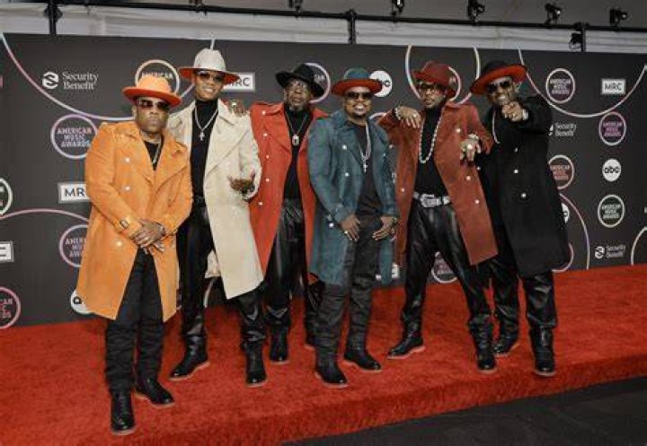 Ronnie DeVoe Net Worth How Much is DeVoe Worth? Start Work At Home