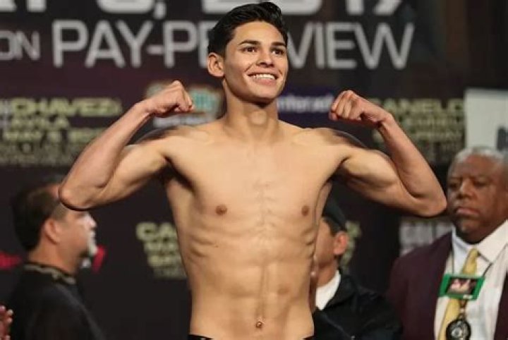 Ryan Garcia Age Net Worth Weight Wife